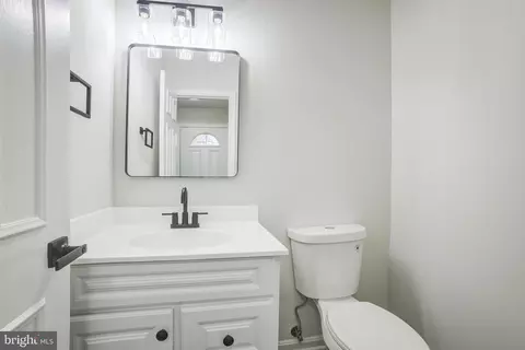 Bath - 429 Megan Ct, Frederick, MD 21701 photo 1 of 1