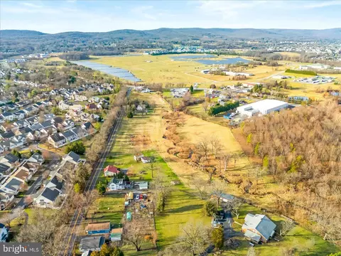 View/Area - 1691 Shookstown Rd, Frederick, MD 21702 photo 6 of 8