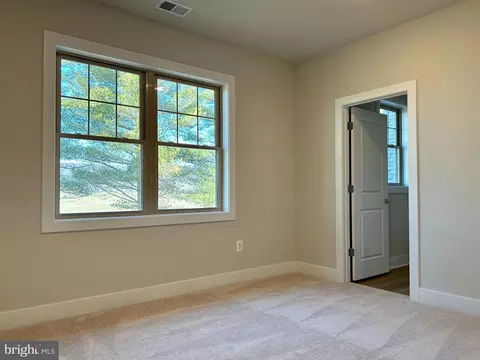 2104 Quebec School Rd, Middletown, MD 21769 photo 9
