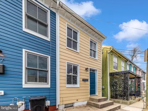 Exterior - 115 Water St, Frederick, MD 21701 photo 2 of 8