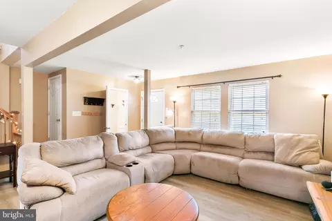 2239 Wetherburne Way, Frederick, MD 21702 photo 17