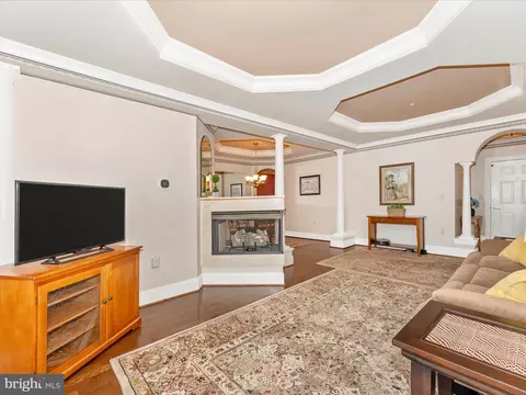 Living - 2500 Waterside Dr #318, Frederick, MD 21701 photo 4 of 5