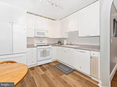 Kitchen - 2500 Waterside Dr #318, Frederick, MD 21701 photo 2 of 3