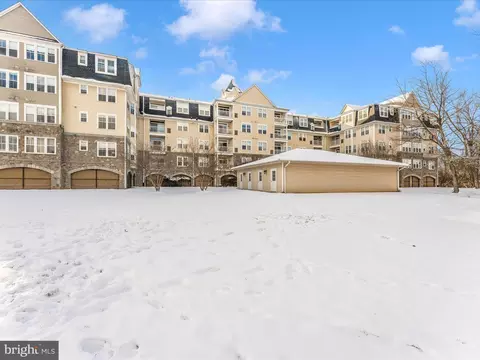 Exterior - 2500 Waterside Dr #318, Frederick, MD 21701 photo 7 of 14