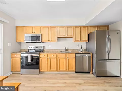490 Arwell Ct, Frederick, MD 21703 photo 8