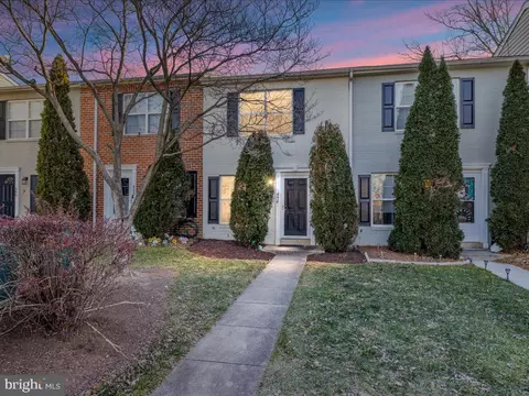 490 Arwell Ct, Frederick, MD 21703 photo 2