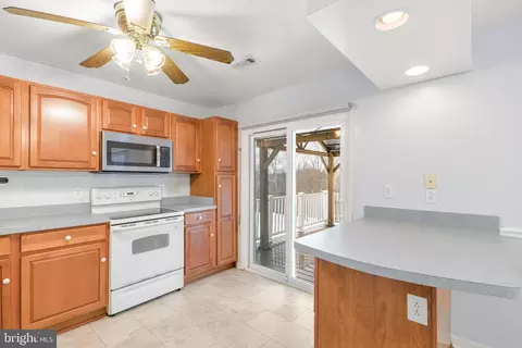 Kitchen - 2772 Lynn St, Frederick, MD 21704 photo 5 of 8
