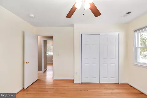 Bedroom - 2772 Lynn St, Frederick, MD 21704 photo 4 of 7