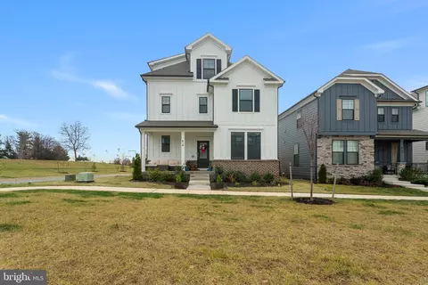 414 Constellation Ln, Frederick, MD 21701