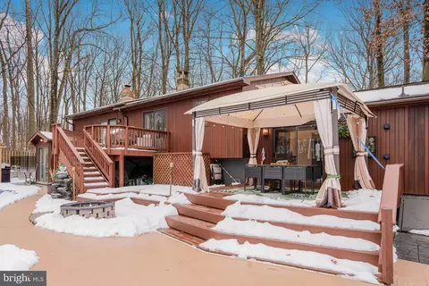 Exterior - 5008 Snow Dr, Frederick, MD 21703 photo 2 of 6
