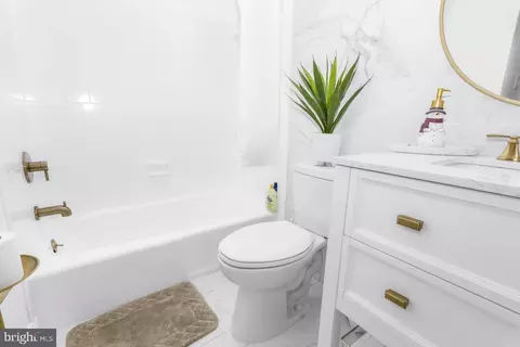 Bath - 5008 Snow Dr, Frederick, MD 21703 photo 2 of 4