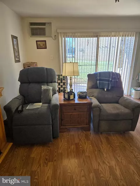 Living - 501 Prospect Blvd #B-6, Frederick, MD 21701 photo 1 of 1