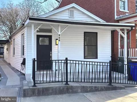 208 Center St, Frederick, MD 21701 photo 1