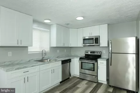 Kitchen - 5750 Charstone Ct, Frederick, MD 21703 photo 1 of 2