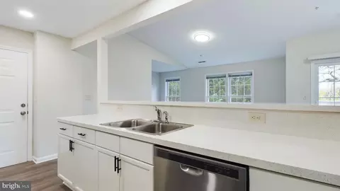 302 Baughmans Ln #K, Frederick, MD 21702 photo 18