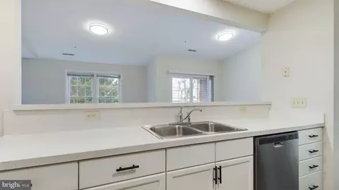 302 Baughmans Ln #K, Frederick, MD 21702 photo 17