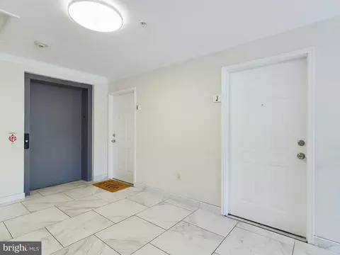 302 Baughmans Ln #K, Frederick, MD 21702 photo 3