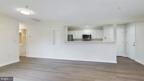 302 Baughmans Ln #D, Frederick, MD 21702 photo 9