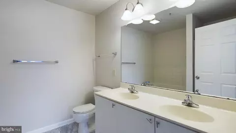 302 Baughmans Ln #D, Frederick, MD 21702 photo 28
