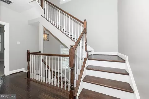 Entry Way - 2 Maxwell Sq, Frederick, MD 21701 photo 6 of 7