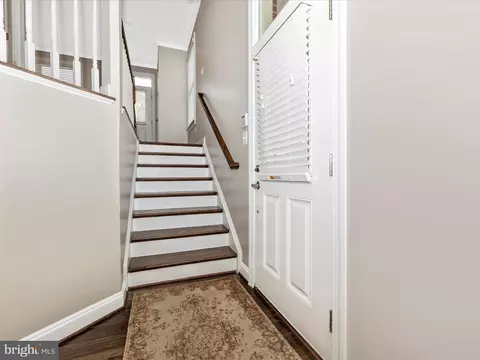 Entry Way - 2 Maxwell Sq, Frederick, MD 21701 photo 2 of 7
