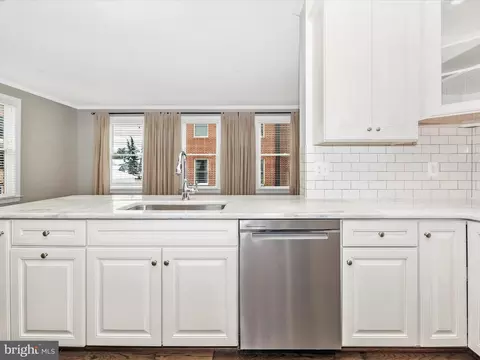 Kitchen - 2 Maxwell Sq, Frederick, MD 21701 photo 4 of 4