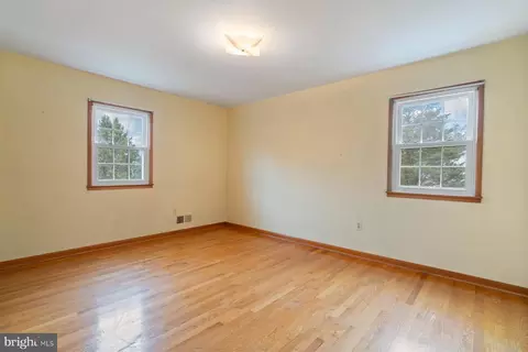 Bedroom - 5811 Meadow Dr, Frederick, MD 21702 photo 6 of 9