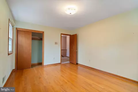 Bedroom - 5811 Meadow Dr, Frederick, MD 21702 photo 5 of 9