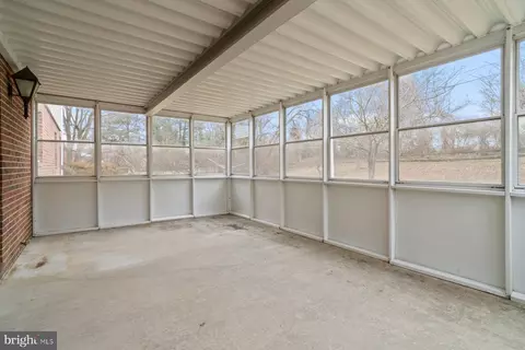 Exterior - 5811 Meadow Dr, Frederick, MD 21702 photo 3 of 5