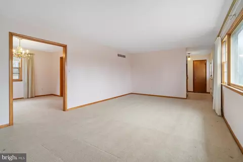 Living - 5811 Meadow Dr, Frederick, MD 21702 photo 3 of 6