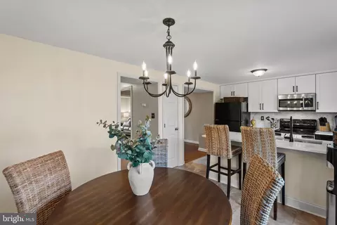 8024 Hollow Reed Ct, Frederick, MD 21701 photo 9