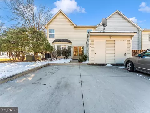 Exterior - 800 Mclendon Dr, Frederick, MD 21702 photo 5 of 7