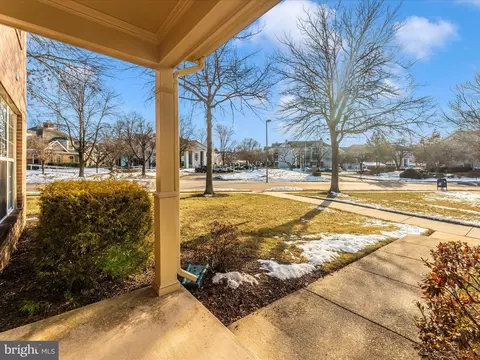 Exterior - 800 Mclendon Dr, Frederick, MD 21702 photo 4 of 7