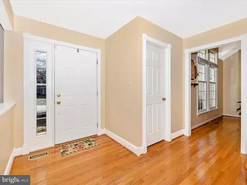 Entry Way - 2207 Banner Hill Rd, Frederick, MD 21702 photo 1 of 2