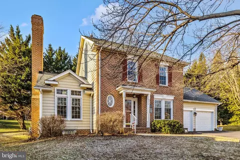 Exterior - 2207 Banner Hill Rd, Frederick, MD 21702 photo 19 of 19