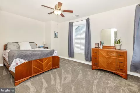 Bedroom - 1201 Marsalis Pl, Frederick, MD 21702 photo 5 of 6