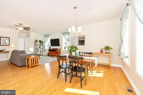 Dining - 1201 Marsalis Pl, Frederick, MD 21702 photo 1 of 3
