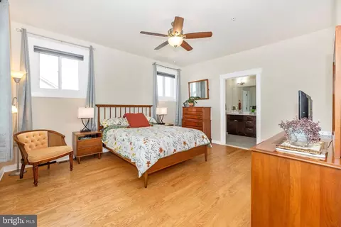 Bedroom - 1201 Marsalis Pl, Frederick, MD 21702 photo 1 of 6