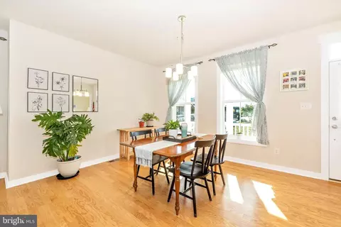 Dining - 1201 Marsalis Pl, Frederick, MD 21702 photo 2 of 3