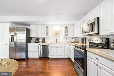 Kitchen - 3816 Kendall Dr, Frederick, MD 21704 photo 5 of 6