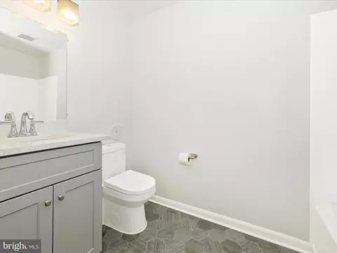 Bath - 2100 Whitehall Rd #BD, Frederick, MD 21702 photo 1 of 3