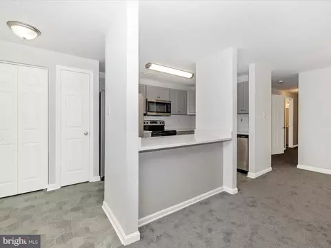 Entry Way - 2100 Whitehall Rd #BD, Frederick, MD 21702 photo 4 of 5