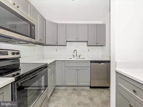 Kitchen - 2100 Whitehall Rd #BD, Frederick, MD 21702 photo 3 of 4