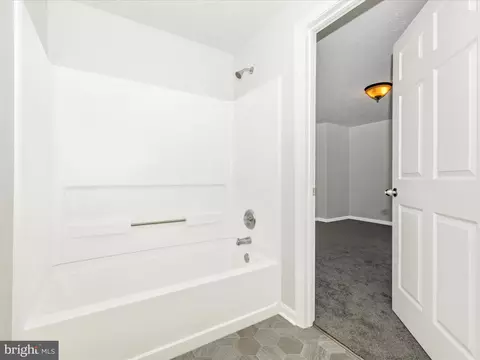 Bath - 2100 Whitehall Rd #BD, Frederick, MD 21702 photo 2 of 3