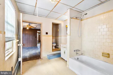 Bath - 226 S Carroll St, Frederick, MD 21701 photo 2 of 2