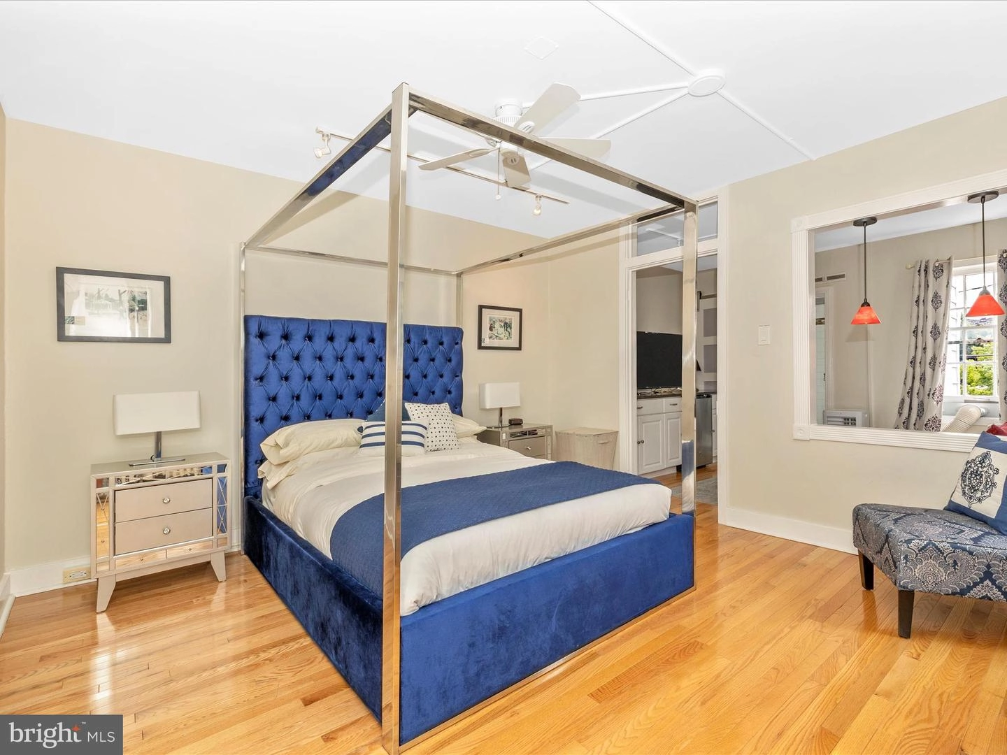 Bedroom - 8 E Church St, Frederick, MD 21701 photo 2 of 11