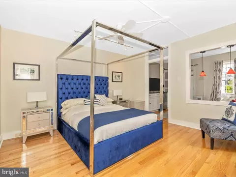 Bedroom - 8 E Church St, Frederick, MD 21701 photo 2 of 11
