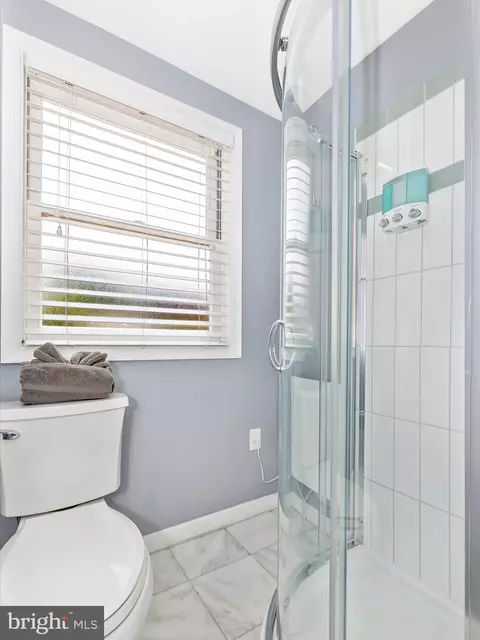 Bath - 8 E Church St, Frederick, MD 21701 photo 2 of 5