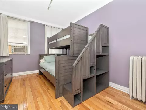 Bedroom - 8 E Church St, Frederick, MD 21701 photo 7 of 11