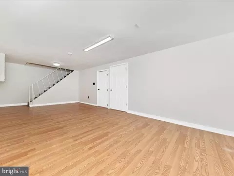 Living - 1381 Fox Run Ct, Frederick, MD 21703 photo 13 of 13